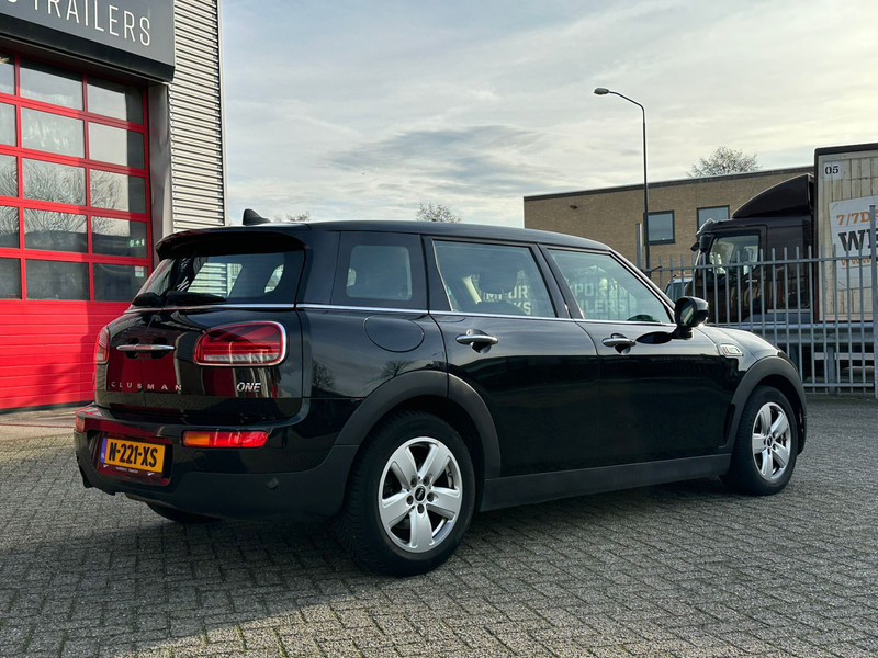 MINI Clubman One APK 24-03-2027 Apple Carplay - Vieglā automašīna: foto 3 MINI Clubman One APK 24-03-2027 Apple Carplay - Vieglā automašīna: foto 3