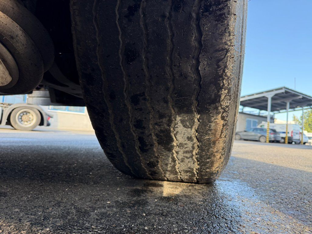 Puspiekabe kustīgās grīdas BODEX Walkingfloor: foto 10 Puspiekabe kustīgās grīdas BODEX Walkingfloor: foto 10