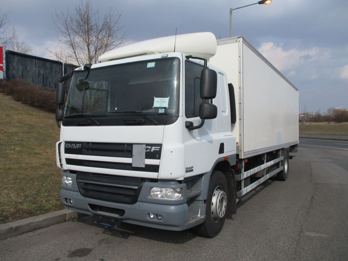 Kravas automašīna ar slēgto virsbūvi DAF  CF 75.310: foto 6