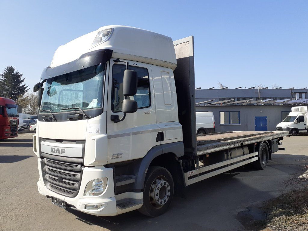 DAF CF320 EURO 6 - Bortu kravas automašīna/ Platforma: foto 3 DAF CF320 EURO 6 - Bortu kravas automašīna/ Platforma: foto 3