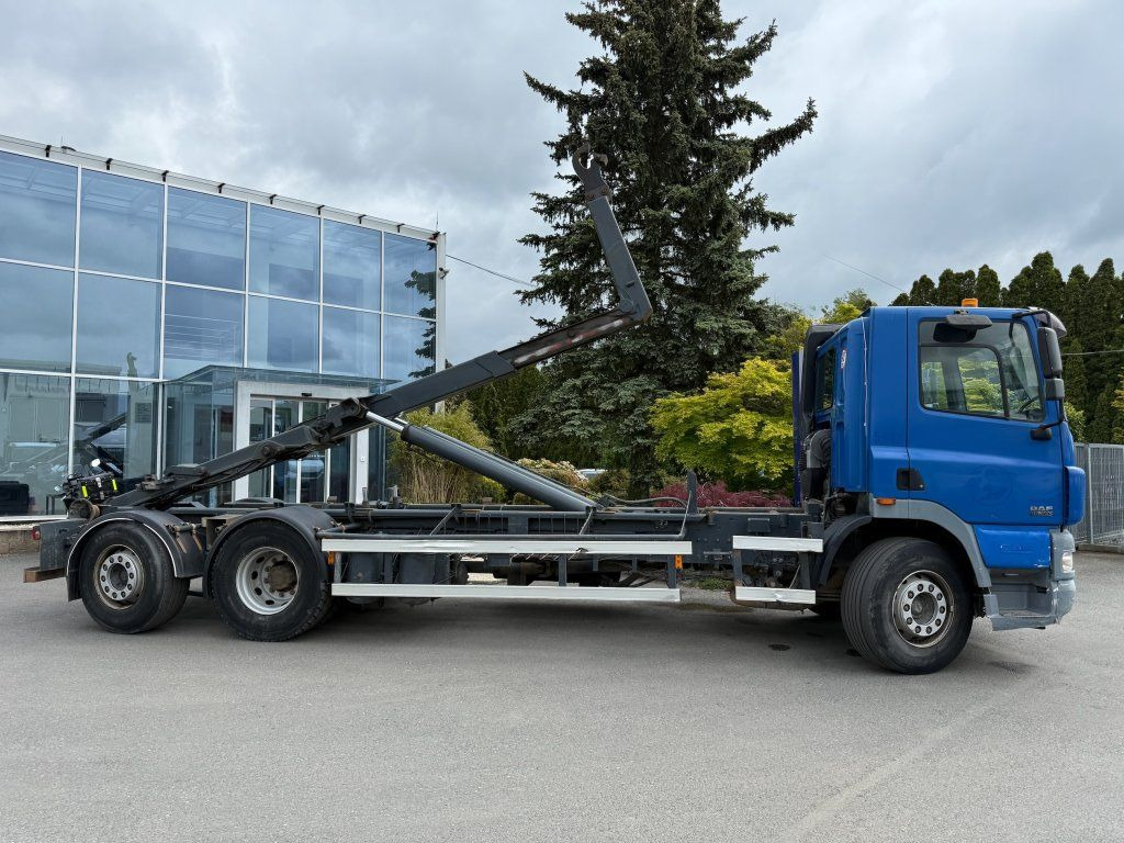 DAF CF85.380 6x2 EURO 3 - Pacēlājs ar āķi: foto 2 DAF CF85.380 6x2 EURO 3 - Pacēlājs ar āķi: foto 2