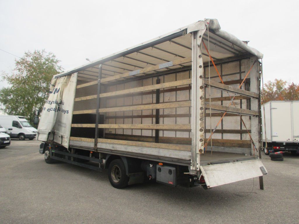 DAF LF 12.260 - Kravas automašīna ar tentu: foto 4 DAF LF 12.260 - Kravas automašīna ar tentu: foto 4