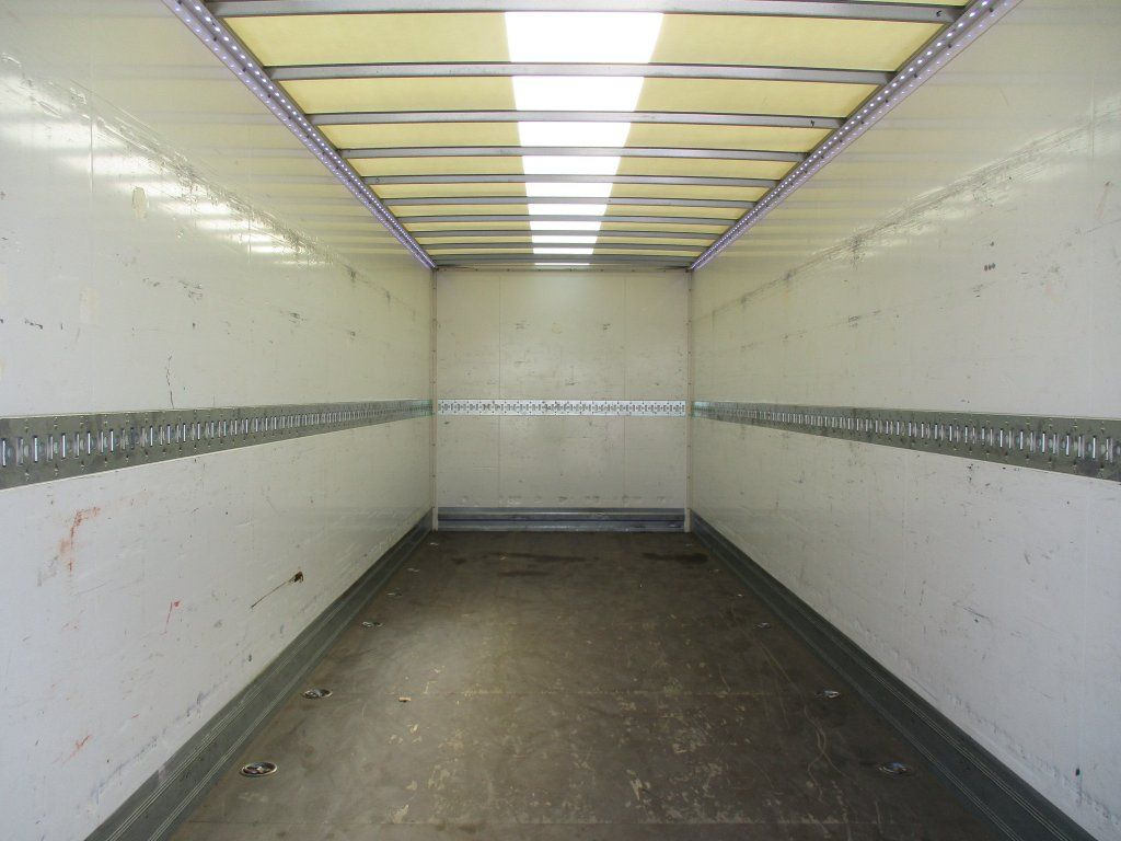 DAF LF 230 - Kravas automašīna ar slēgto virsbūvi: foto 5 DAF LF 230 - Kravas automašīna ar slēgto virsbūvi: foto 5