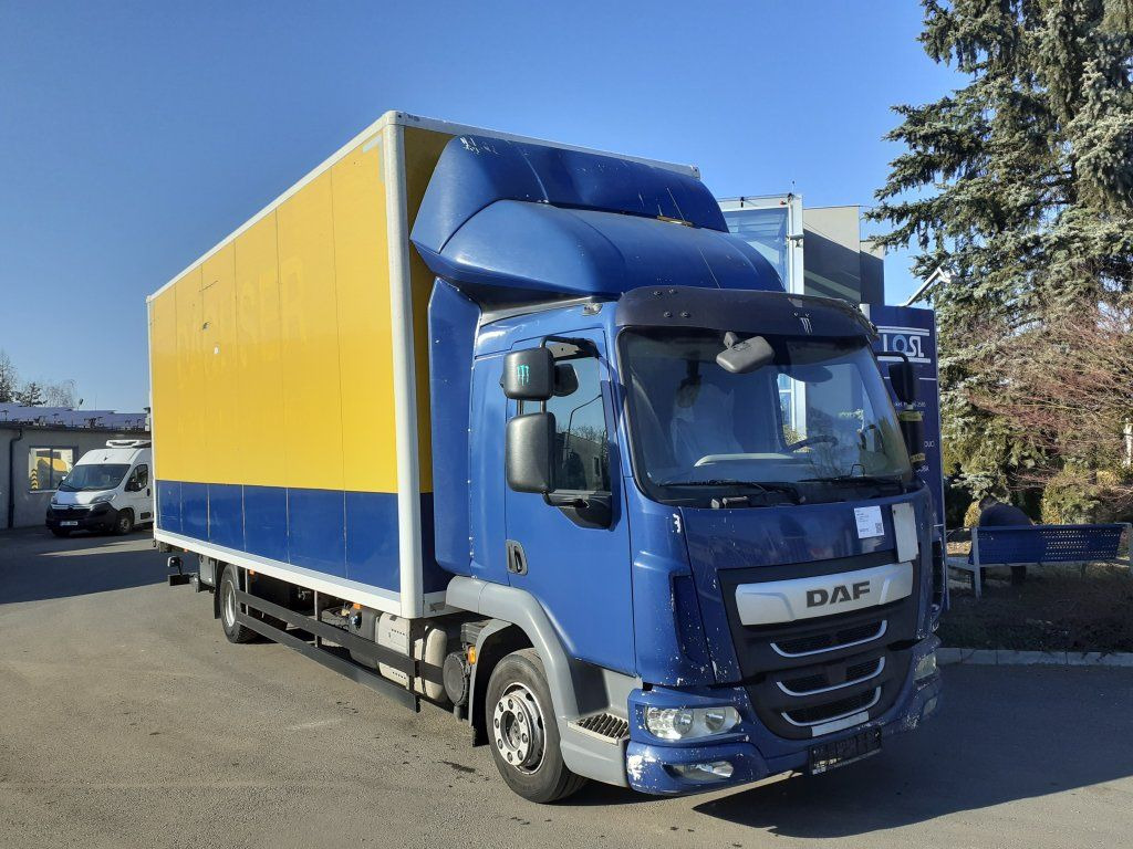 DAF LF 260 FA Motorschaden/engine defect - Kravas automašīna ar slēgto virsbūvi: foto 3 DAF LF 260 FA Motorschaden/engine defect - Kravas automašīna ar slēgto virsbūvi: foto 3