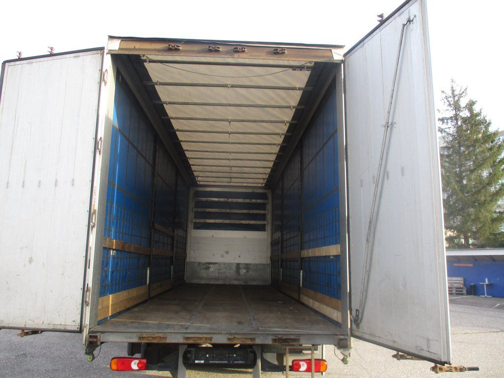 DAF LF 290 FA - Bortu kravas automašīna/ Platforma: foto 3 DAF LF 290 FA - Bortu kravas automašīna/ Platforma: foto 3