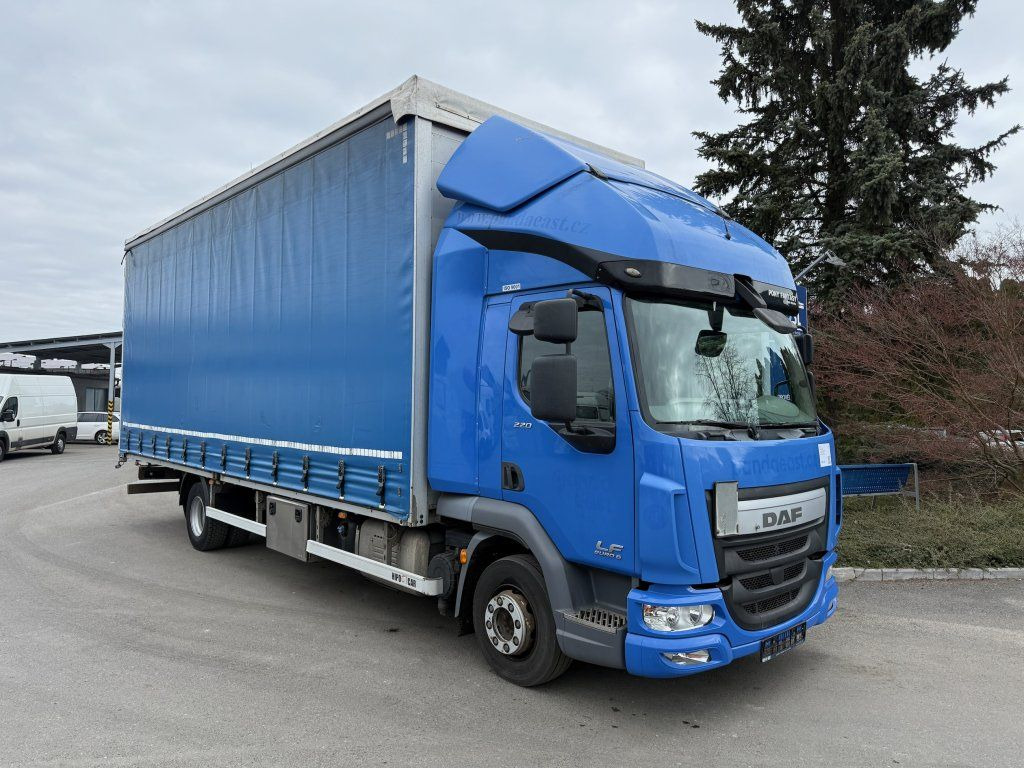 DAF LF220 EURO 6 - Kravas automašīna ar tentu: foto 2 DAF LF220 EURO 6 - Kravas automašīna ar tentu: foto 2