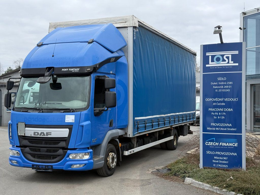 DAF LF220 EURO 6 - Kravas automašīna ar tentu: foto 1 DAF LF220 EURO 6 - Kravas automašīna ar tentu: foto 1