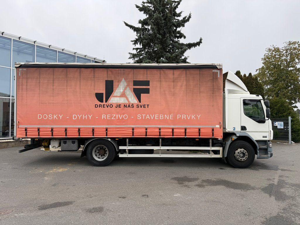 DAF LF55.250 EURO 4 - Kravas automašīna ar tentu: foto 3 DAF LF55.250 EURO 4 - Kravas automašīna ar tentu: foto 3