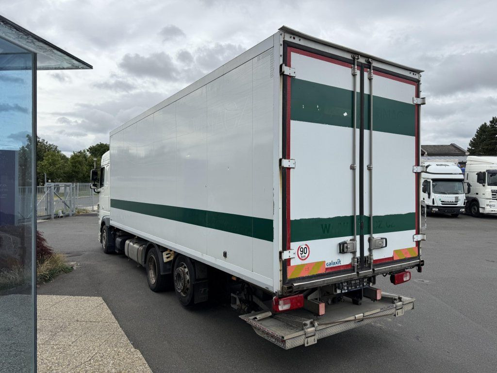 DAF XF460 6x2 EURO 6 - Kravas automašīna ar slēgto virsbūvi: foto 5 DAF XF460 6x2 EURO 6 - Kravas automašīna ar slēgto virsbūvi: foto 5