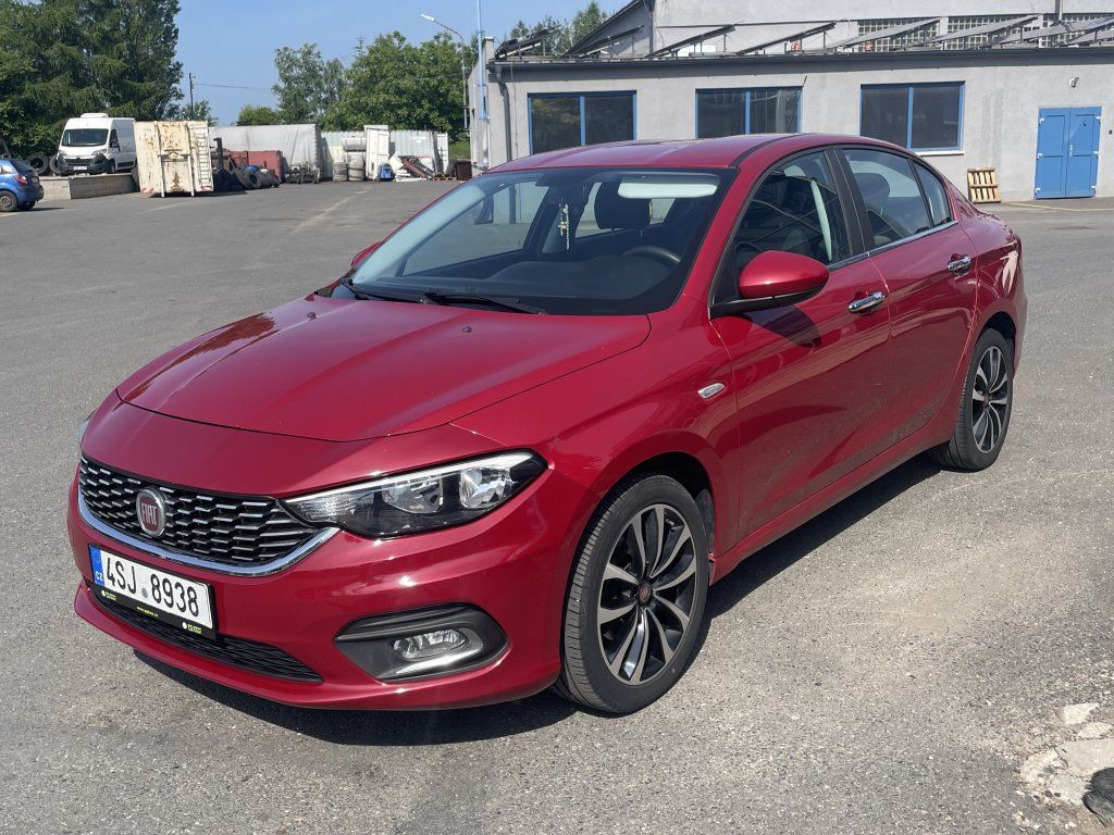 Fiat 1.4 16V 70 kW - Vieglā automašīna: foto 2 Fiat 1.4 16V 70 kW - Vieglā automašīna: foto 2