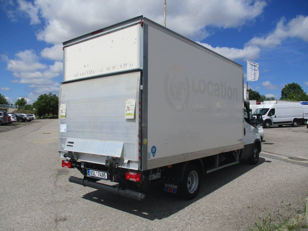 Iveco 35C16 Daily 3,0l - Furgons ar slēgtā virsbūve: foto 5 Iveco 35C16 Daily 3,0l - Furgons ar slēgtā virsbūve: foto 5