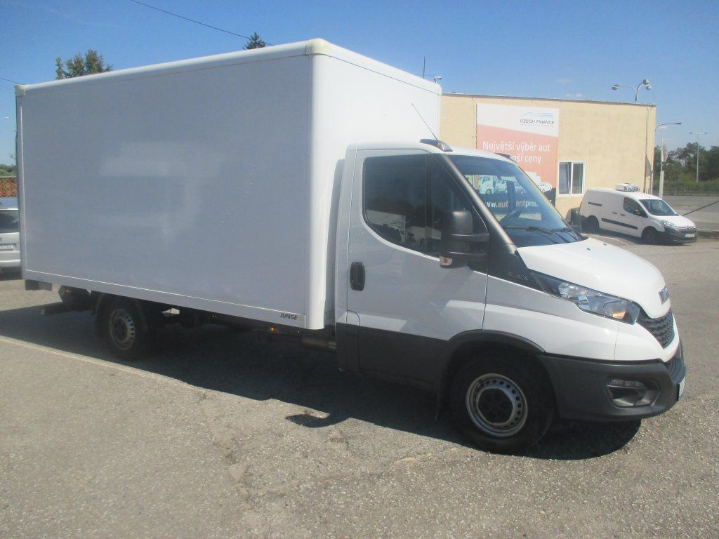 Iveco 35S16 Daily EURO 6 - Kravas mikroautobuss: foto 2 Iveco 35S16 Daily EURO 6 - Kravas mikroautobuss: foto 2