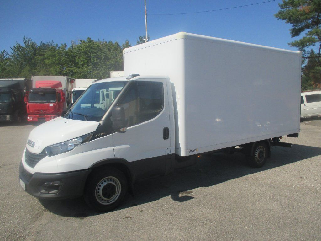 Iveco 35S16 Daily EURO 6 - Kravas mikroautobuss: foto 1 Iveco 35S16 Daily EURO 6 - Kravas mikroautobuss: foto 1