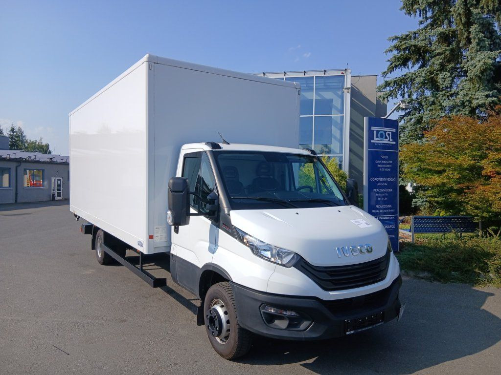 Iveco 72-210 (70C210) - Furgons ar slēgtā virsbūve: foto 3 Iveco 72-210 (70C210) - Furgons ar slēgtā virsbūve: foto 3