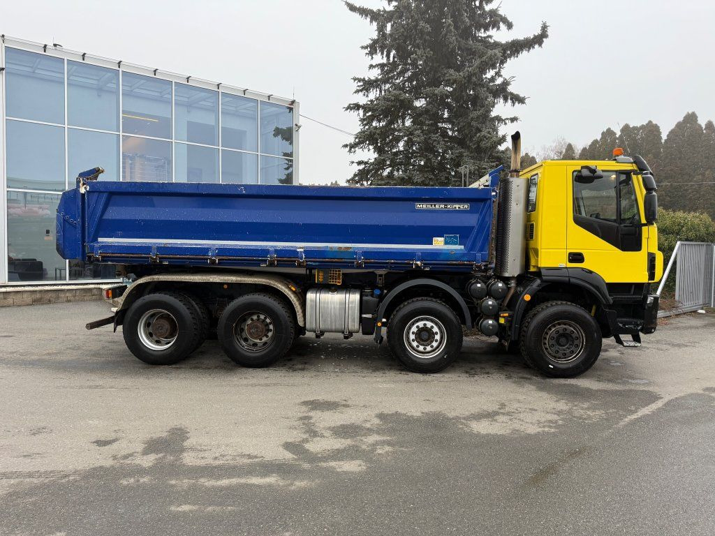 Iveco AD340T45 Trakker 8x4 Euro 6 - Kravas automašīna pašizgāzējs: foto 5 Iveco AD340T45 Trakker 8x4 Euro 6 - Kravas automašīna pašizgāzējs: foto 5