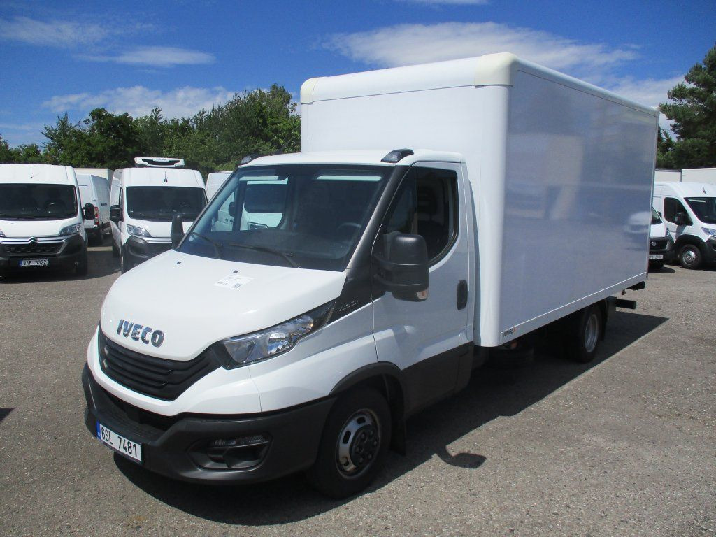 Iveco Daily 35C16, 2.3, HC, 8 palet - Furgons ar slēgtā virsbūve: foto 1 Iveco Daily 35C16, 2.3, HC, 8 palet - Furgons ar slēgtā virsbūve: foto 1