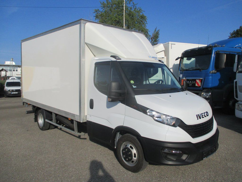Iveco Daily 35C16 - Furgons ar slēgtā virsbūve: foto 3 Iveco Daily 35C16 - Furgons ar slēgtā virsbūve: foto 3