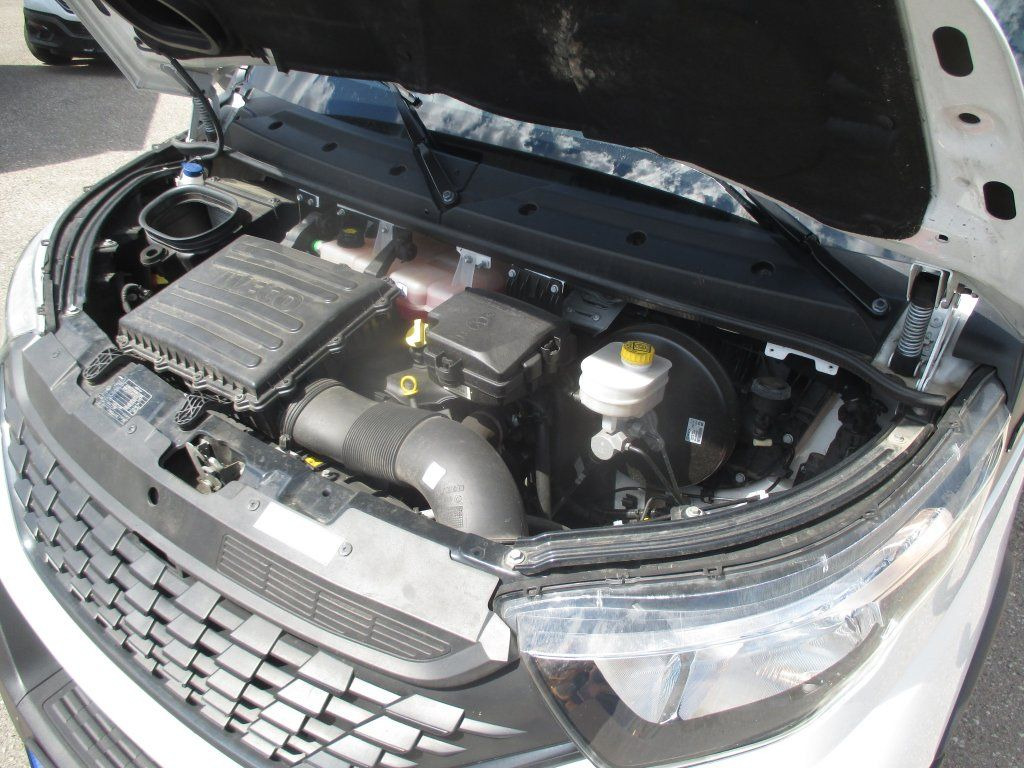 Furgons ar slēgtā virsbūve Iveco Daily 35C16: foto 14