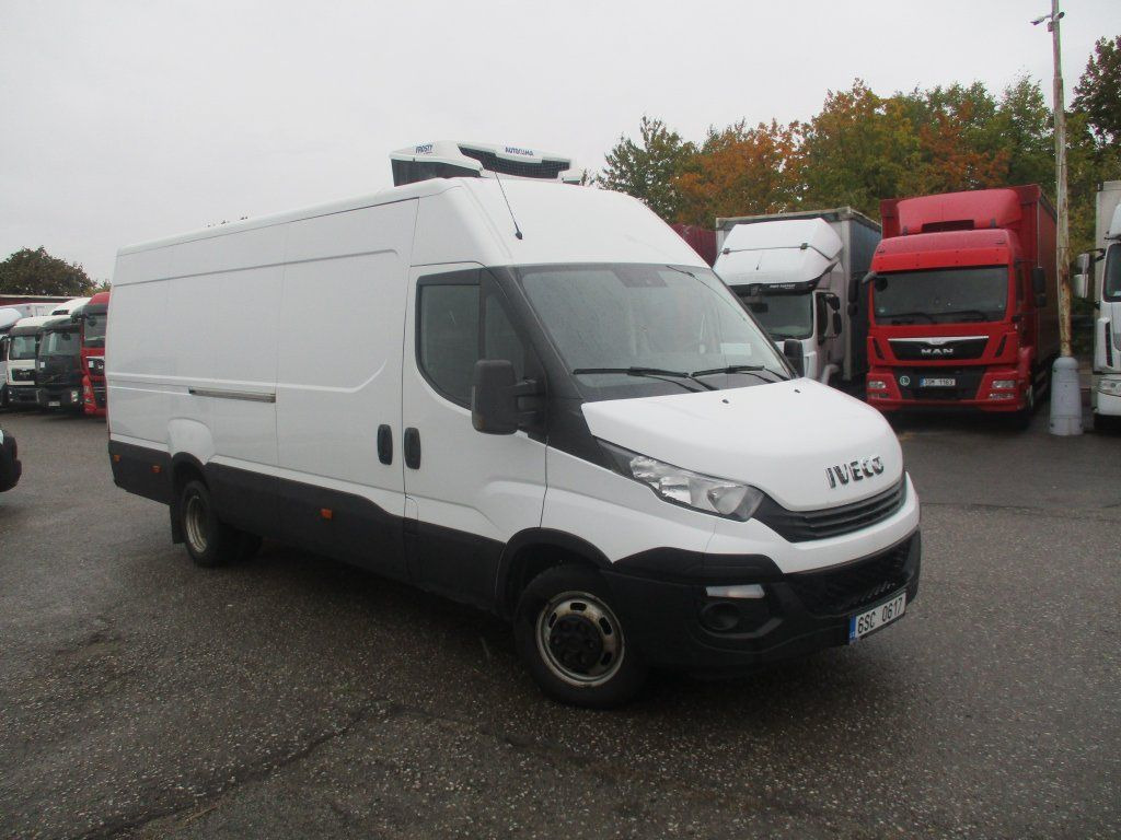 Iveco Daily 35C16 - Komercauto refrižerators: foto 2 Iveco Daily 35C16 - Komercauto refrižerators: foto 2