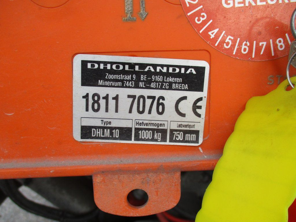 Furgons ar slēgtā virsbūve Iveco Daily 35C16: foto 12