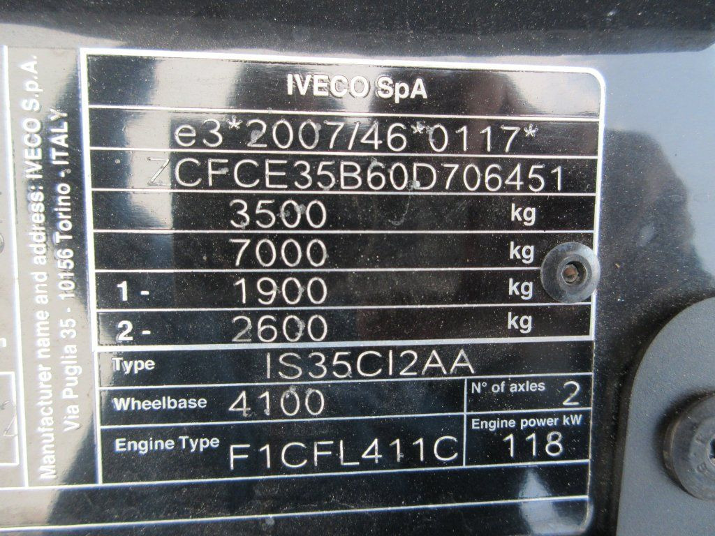 Furgons ar slēgtā virsbūve Iveco Daily 35C16 Iveco Daily 35C16: foto 15