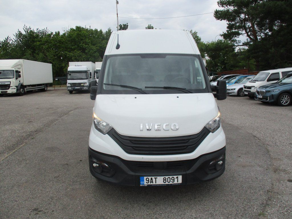 Iveco Daily 35S16 - Kravas mikroautobuss: foto 2 Iveco Daily 35S16 - Kravas mikroautobuss: foto 2
