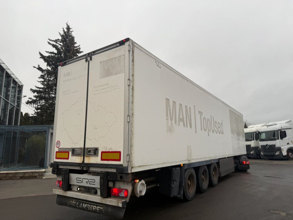 Lamberet LVF S3 Carrier Maxima 1300 - Puspiekabe slēgtā virsbūve: foto 3 Lamberet LVF S3 Carrier Maxima 1300 - Puspiekabe slēgtā virsbūve: foto 3