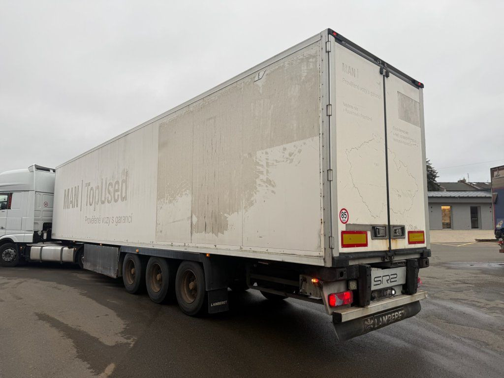 Lamberet LVF S3 Carrier Maxima 1300 - Puspiekabe slēgtā virsbūve: foto 4 Lamberet LVF S3 Carrier Maxima 1300 - Puspiekabe slēgtā virsbūve: foto 4