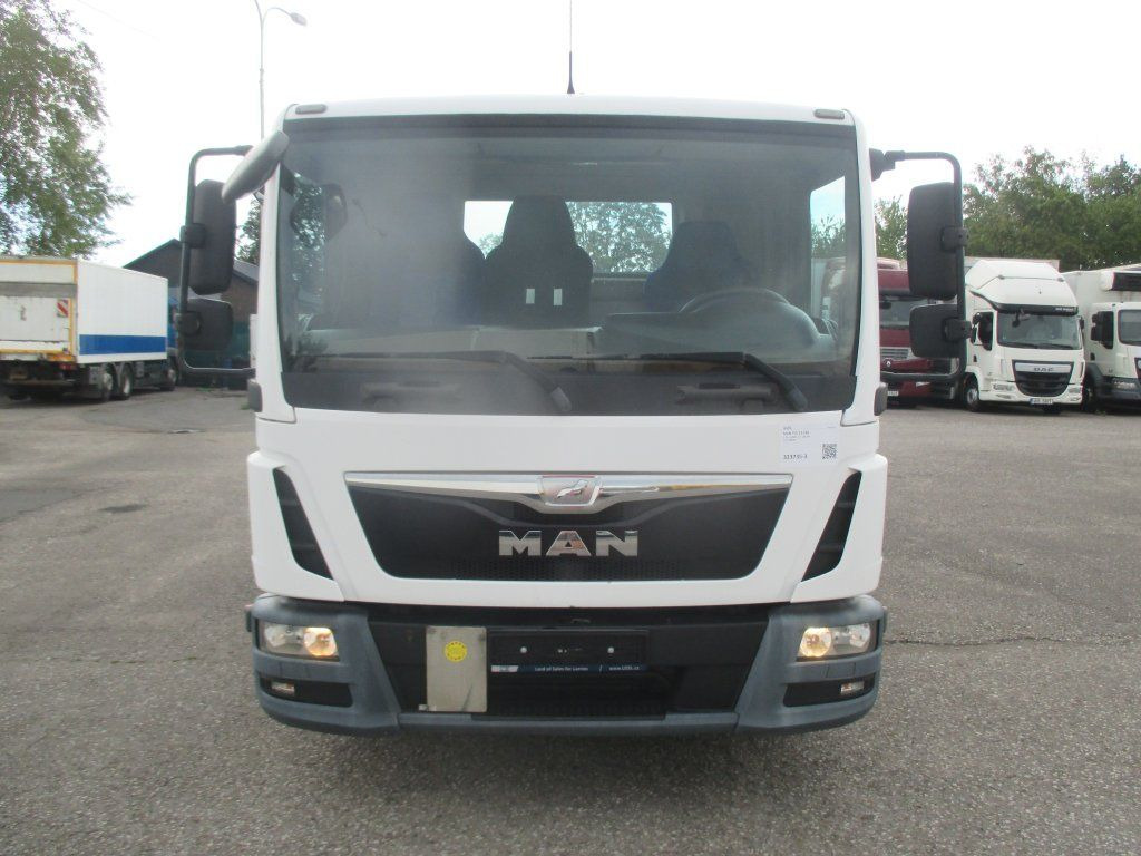 MAN TGL 12.180 4x2 - Pacēlājs ar āķi: foto 2 MAN TGL 12.180 4x2 - Pacēlājs ar āķi: foto 2