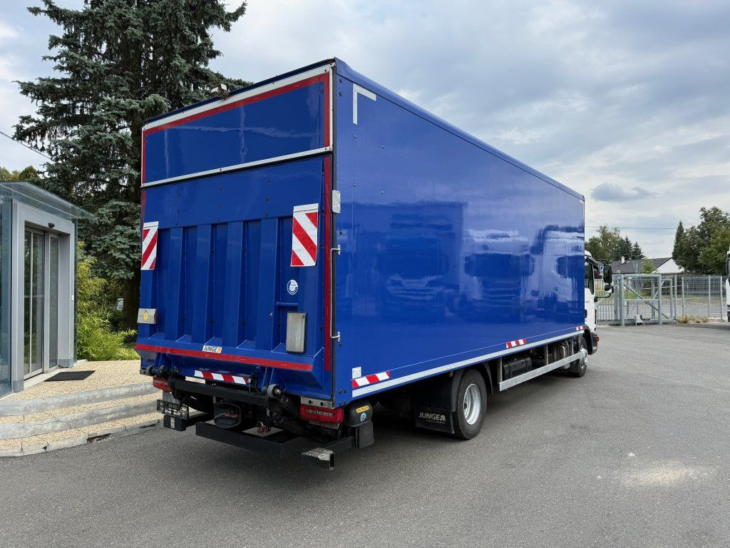 MAN TGL12.220 EURO 6 - Kravas automašīna ar slēgto virsbūvi: foto 4 MAN TGL12.220 EURO 6 - Kravas automašīna ar slēgto virsbūvi: foto 4