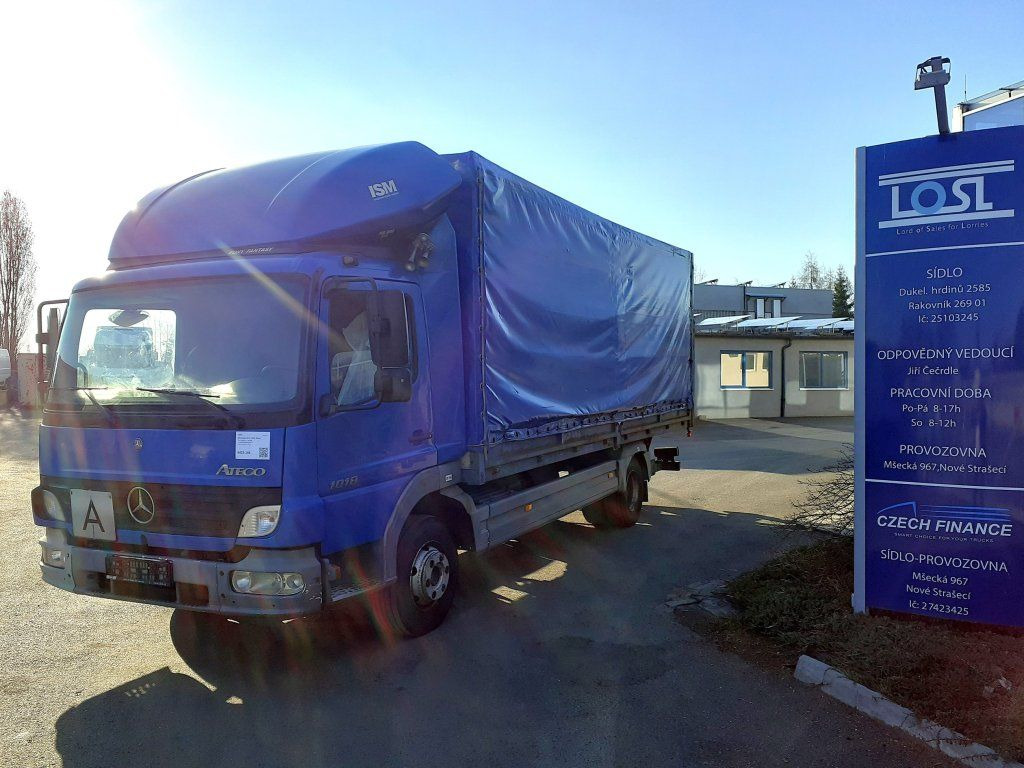 Mercedes-Benz 1018 Atego EURO 3 - Kravas automašīna ar tentu: foto 1 Mercedes-Benz 1018 Atego EURO 3 - Kravas automašīna ar tentu: foto 1