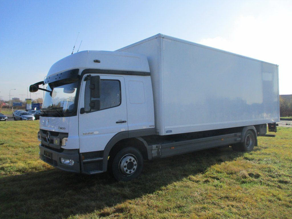 Mercedes-Benz Atego 1222 1 Liege LBW - Kravas automašīna ar slēgto virsbūvi: foto 1 Mercedes-Benz Atego 1222 1 Liege LBW - Kravas automašīna ar slēgto virsbūvi: foto 1
