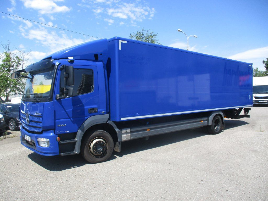 Mercedes-Benz Atego 1224 mit LBW - Kravas automašīna refrižerators: foto 1 Mercedes-Benz Atego 1224 mit LBW - Kravas automašīna refrižerators: foto 1