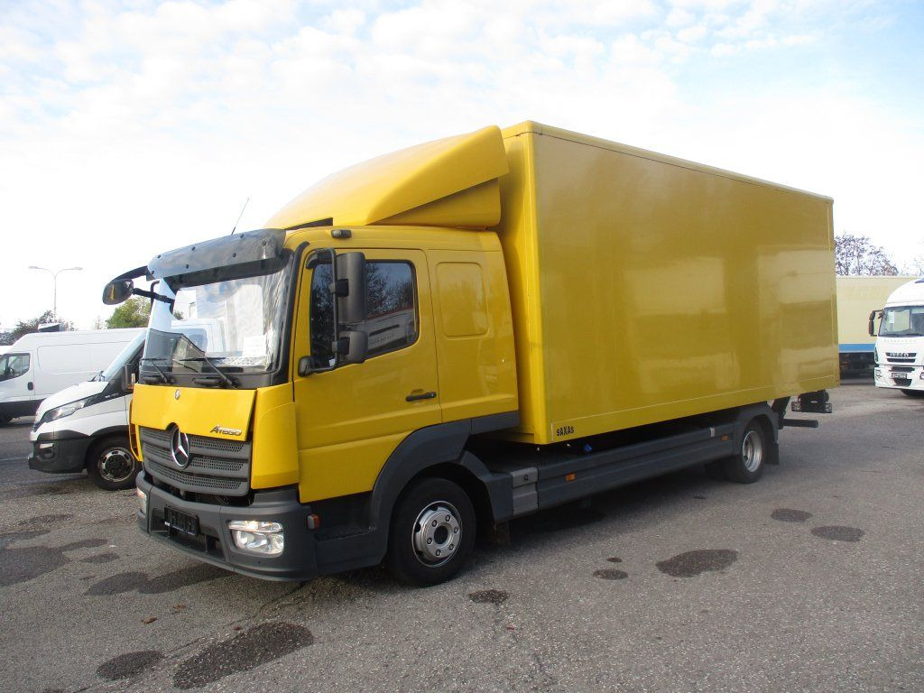 Mercedes-Benz Atego 210, Liege - Furgons ar slēgtā virsbūve: foto 1 Mercedes-Benz Atego 210, Liege - Furgons ar slēgtā virsbūve: foto 1