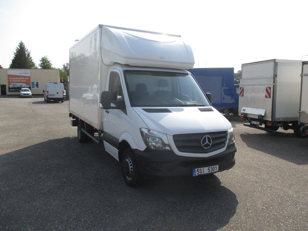 Mercedes-Benz Sprinter 514 CDi - Furgons ar slēgtā virsbūve: foto 2 Mercedes-Benz Sprinter 514 CDi - Furgons ar slēgtā virsbūve: foto 2