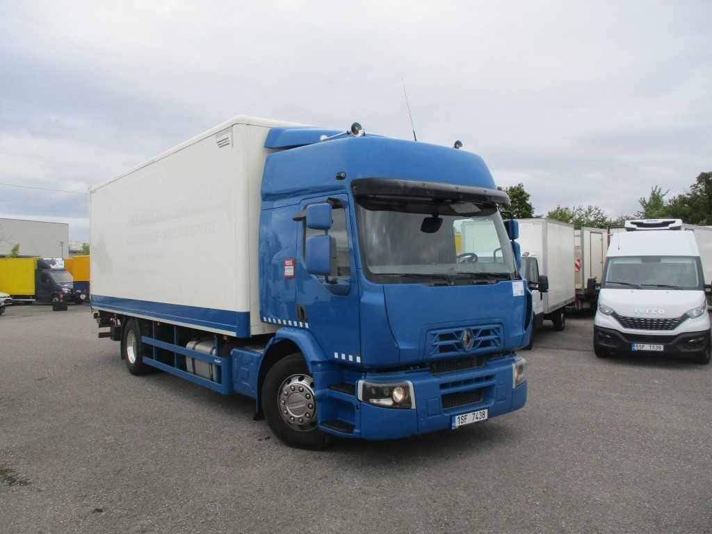 Renault D18, 320 - Kravas automašīna ar slēgto virsbūvi: foto 2 Renault D18, 320 - Kravas automašīna ar slēgto virsbūvi: foto 2