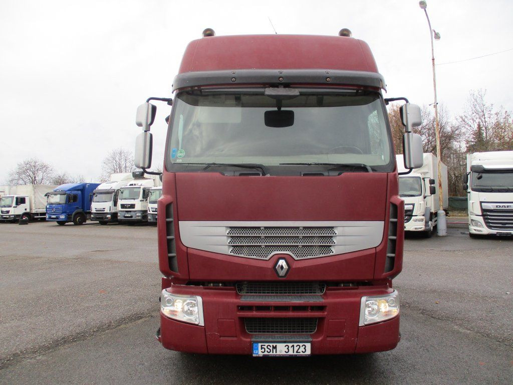 Renault Premium 460 - Kravas automašīna ar slēgto virsbūvi: foto 2 Renault Premium 460 - Kravas automašīna ar slēgto virsbūvi: foto 2