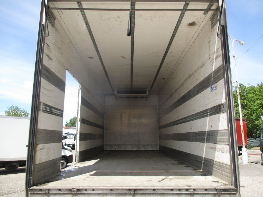 Renault Premium 460 - Kravas automašīna refrižerators: foto 5 Renault Premium 460 - Kravas automašīna refrižerators: foto 5