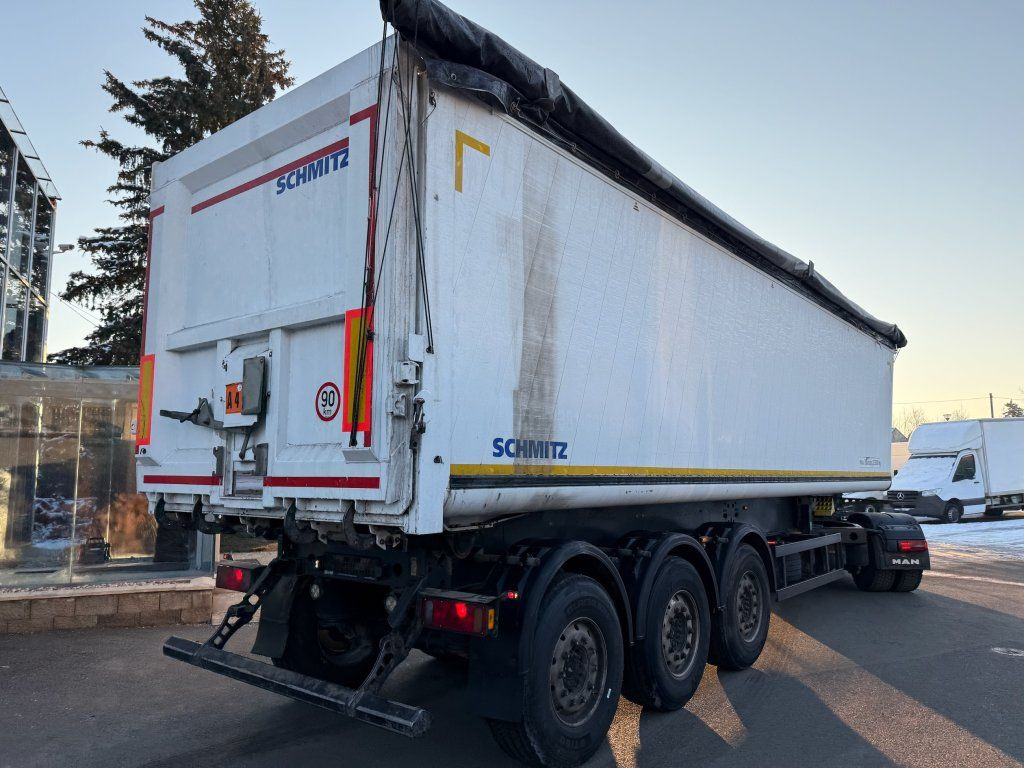 Schmitz Cargobull SKI 50m3 - Puspiekabe pašizgāzējs: foto 4 Schmitz Cargobull SKI 50m3 - Puspiekabe pašizgāzējs: foto 4