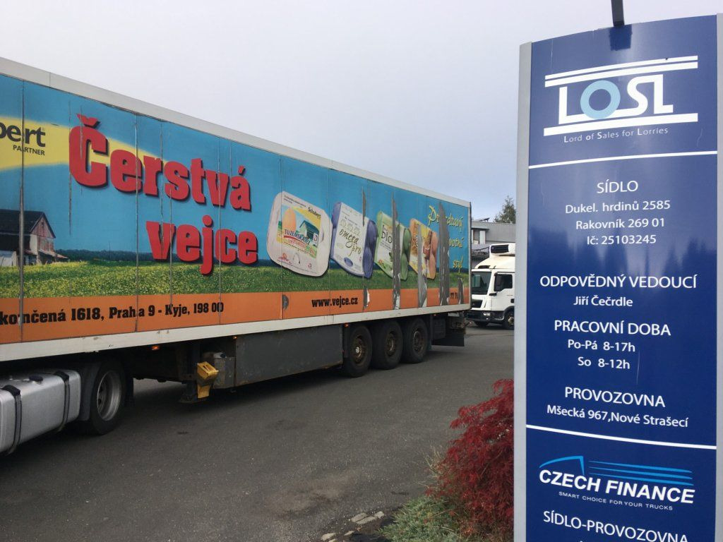 Schmitz Cargobull SKO24 Carrier - Puspiekabe slēgtā virsbūve: foto 5 Schmitz Cargobull SKO24 Carrier - Puspiekabe slēgtā virsbūve: foto 5