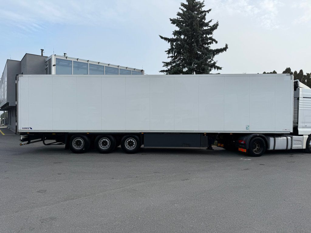 Schmitz Cargobull SKO24 Carrier Vector 1550 - Puspiekabe slēgtā virsbūve: foto 2 Schmitz Cargobull SKO24 Carrier Vector 1550 - Puspiekabe slēgtā virsbūve: foto 2