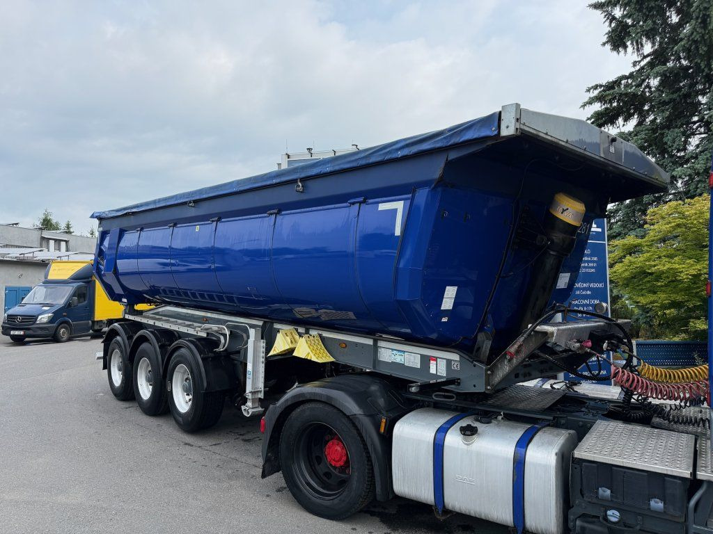 Schwarzmüller 25m3 THERMO - Puspiekabe pašizgāzējs: foto 1 Schwarzmüller 25m3 THERMO - Puspiekabe pašizgāzējs: foto 1