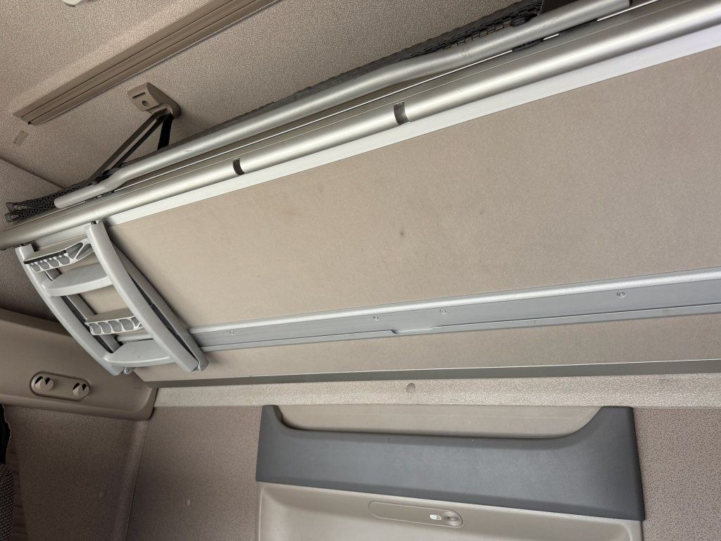 DAF XF460 EURO 6 MEGA/lowdeck līzingu DAF XF460 EURO 6 MEGA/lowdeck: foto 17