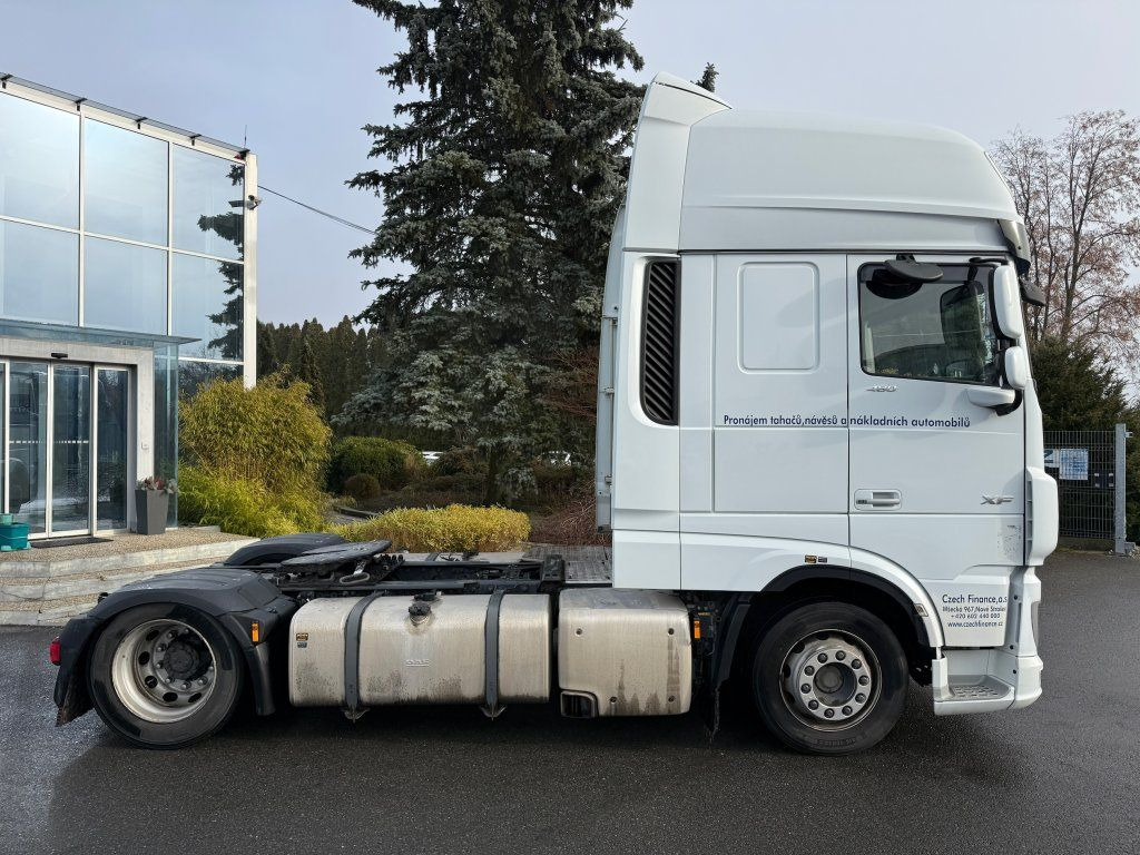 DAF XF480 Superspacecab SSC lowdeck - Vilcējs: foto 3 DAF XF480 Superspacecab SSC lowdeck - Vilcējs: foto 3