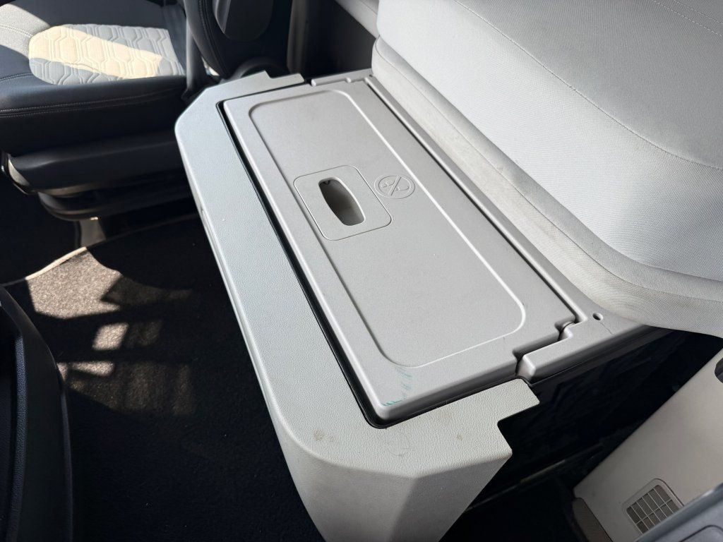 Ford F-MAX EURO 6 līzingu Ford F-MAX EURO 6: foto 15 Ford F-MAX EURO 6 līzingu Ford F-MAX EURO 6: foto 15