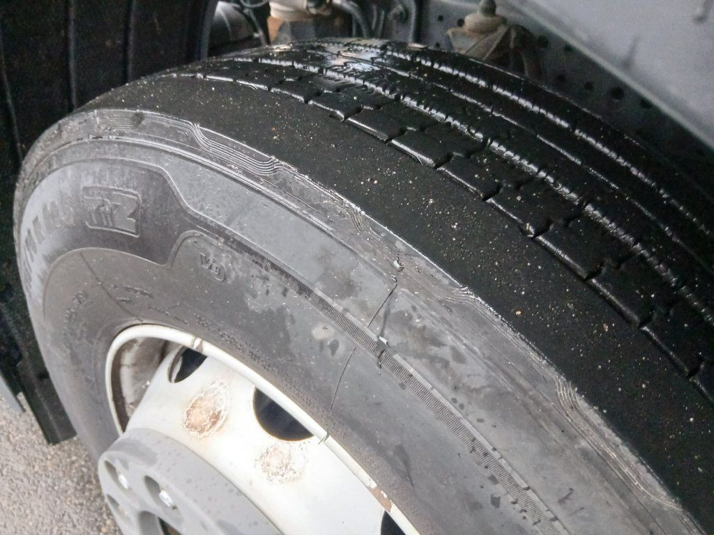 Vilcējs Iveco 480 Hi-Way EURO 6: foto 10