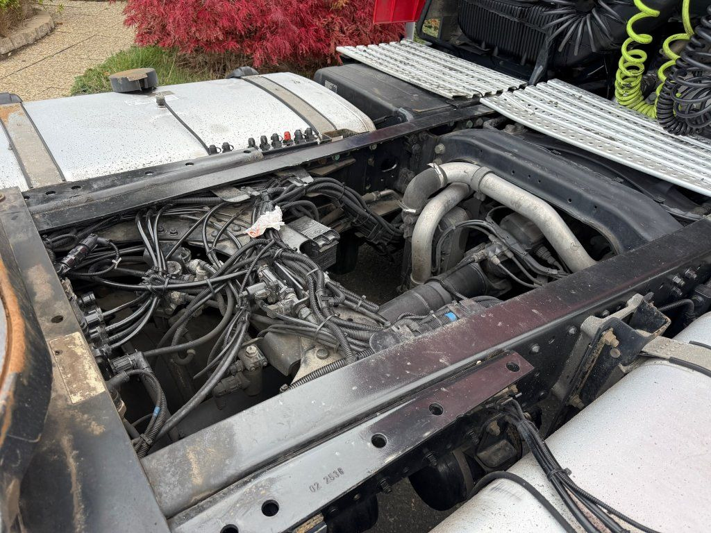 Vilcējs MAN TGX18.460 EURO 6 MEGA/lowdeck NEW TACHO RETARDER: foto 14 Vilcējs MAN TGX18.460 EURO 6 MEGA/lowdeck NEW TACHO RETARDER: foto 14