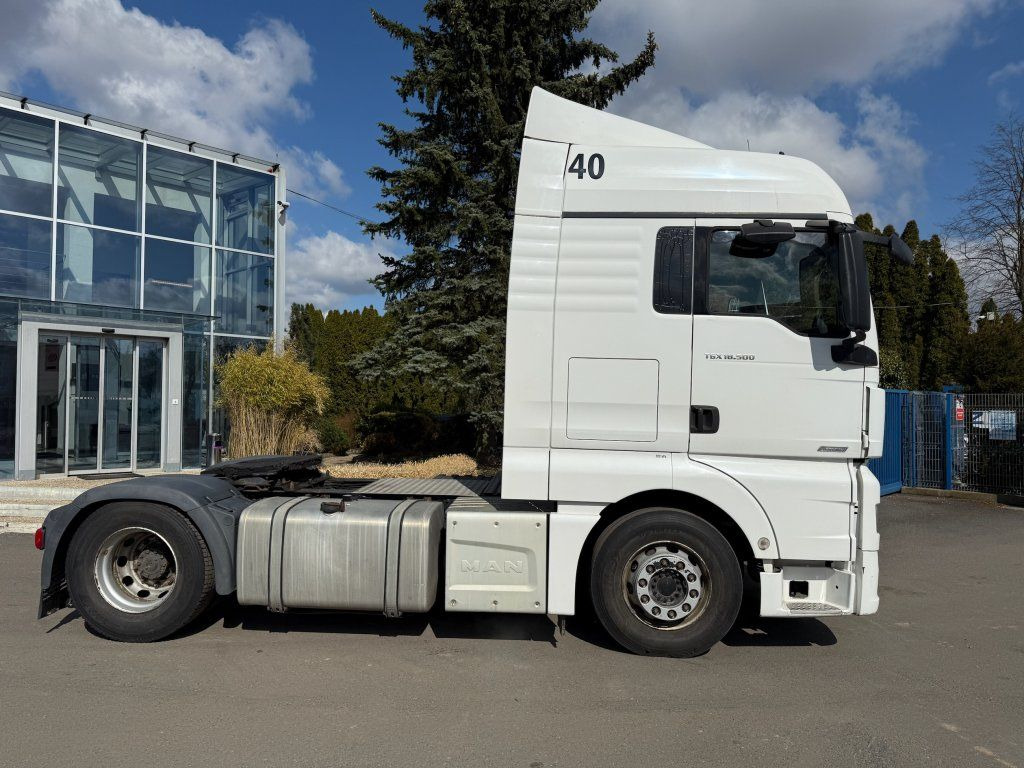 MAN TGX18.500 XLX EURO 6 - Vilcējs: foto 3 MAN TGX18.500 XLX EURO 6 - Vilcējs: foto 3