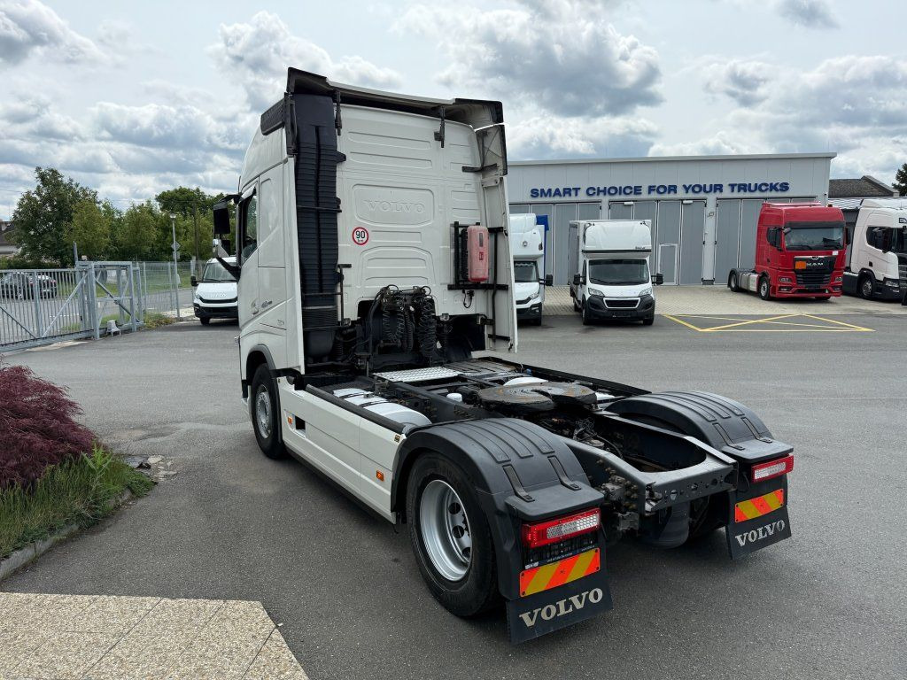 Volvo FH460 EURO 6 ADR - Vilcējs: foto 5 Volvo FH460 EURO 6 ADR - Vilcējs: foto 5