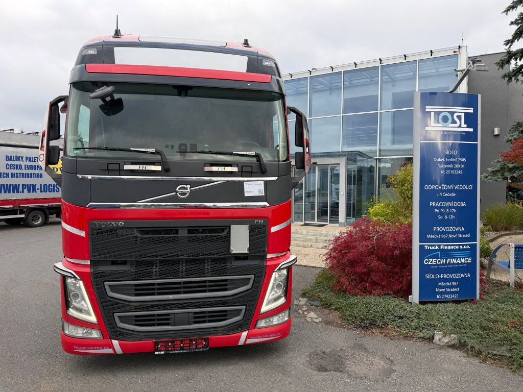 Volvo FH500 EURO 6 MEGA/lowdeck NEW TACHO - Vilcējs: foto 2 Volvo FH500 EURO 6 MEGA/lowdeck NEW TACHO - Vilcējs: foto 2